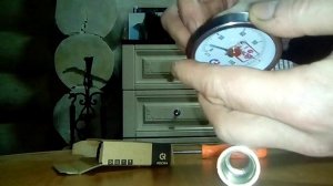 Накладной термометр для измерения температуры.