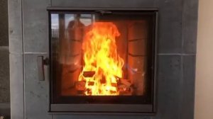 Работа печи камина Harmaya TULIKIVI( Туликиви)