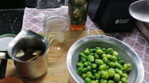 Маринованные каперсы