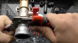 Сантехнические ключи для дома.