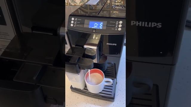 Кофемашина Philips смотреть онлайн