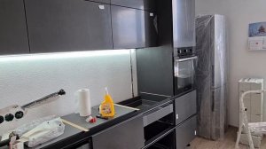 Столешница - компакт ламинат. Монтаж кухни.