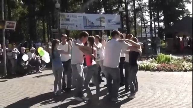 Руэда де касино Пантюхин Сергей и ученики. Танцевальный центр Альби, Арбат, 25/08/2013 смотреть онлайн