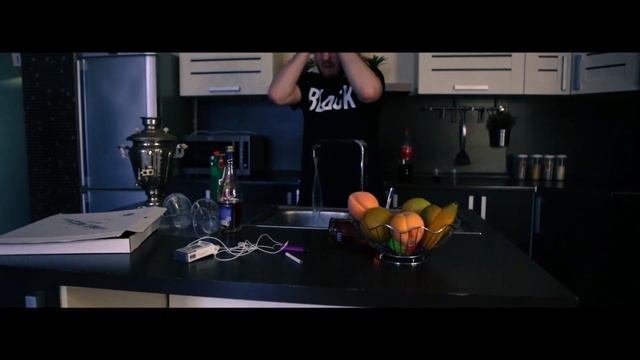 Гриша Гост и Глеб Калюжный - Черный Чай ( тизер клипа ) смотреть онлайн