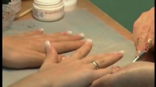 НАРАЩИВАНИЕ НОГТЕЙ 4 смотреть онлайн