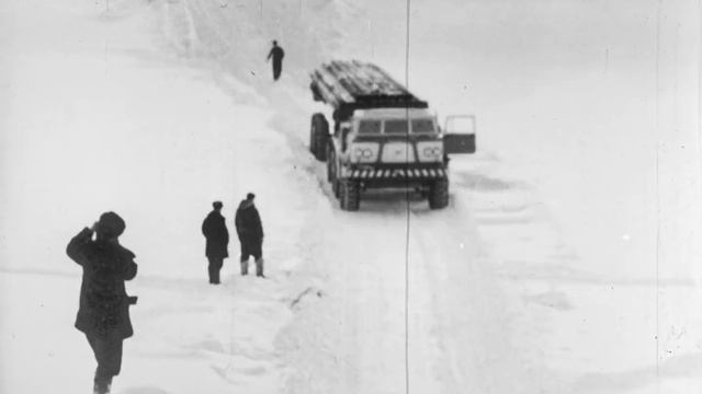 Эксплуатационные испытания автомобилей ЗИЛ-135 смотреть онлайн