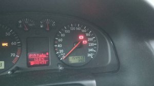 Моргает индикатор аккумулятора Passat b5