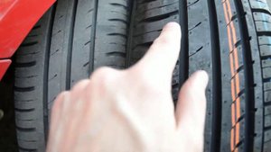 Когда менять шины на новые
