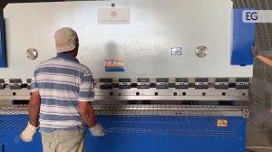 Листогибочный пресс для гибки сварной сетки