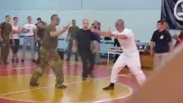 010, Blade Bros vs. СК (Вова, бой 2) смотреть онлайн