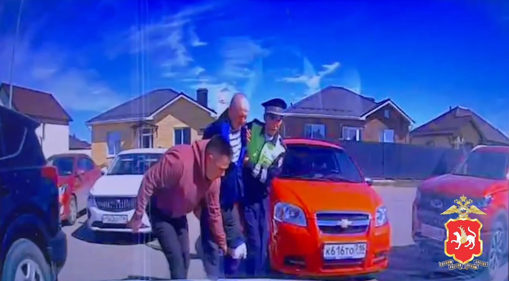 В Татарстане автоинспекторы доставили в больницу пенсионера, нуждавшегося в срочной медпомощи