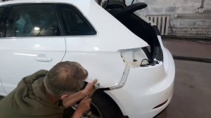 Audi A3 - Ремонт и грунтование заднего крыла.