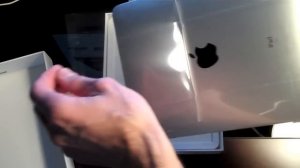 Apple iPad Unboxing