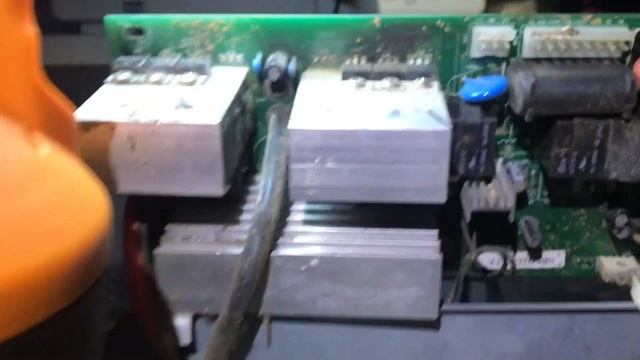 Luxeon UPS 500ZY, 500ZX, 1000ZX. смотреть онлайн