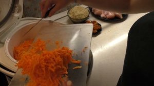 ПЛОВ ИЗ КУРИЦЫ С КУРАГОЙ В МУЛЬТИВАРКЕ MARUCHI RW-FZ47