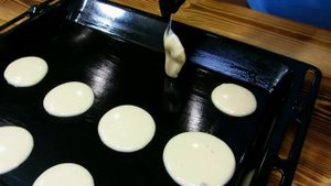 Простое и вкусное печенье из бисквитного теста "Медвежьи ушки"