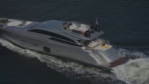 Miami Yachts and Boats - Heading to Famous Haulover Beach Inlet 20+ Boats and Super Yachts. 4k 2020