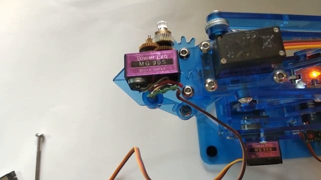 Механическая рука обзор. Сервомоторы - принцип работы. Arduino и DIY.