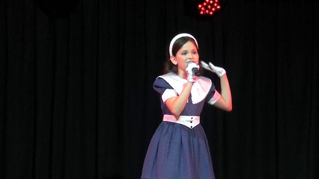 Петрова Анна - «Как бы мне влюбиться»  #певица #песни #музыка #голос #душевныепесни #дети #детишки
