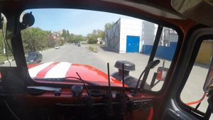 КАК ПРОПУСКАЮТ ПОЖАРНЫЙ АВТОМОБИЛЬ В БЕЛОй КАЛИТВЕ