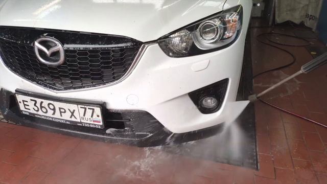 Эффективно убираем следы от насекомых и битумные пятна с кузова авто средствами от 4CR 8843 и 8845! смотреть онлайн