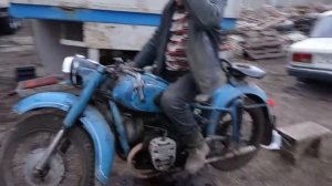 Холодный запуск мотоцикла днепр мт-9, после 20 лет простоя.