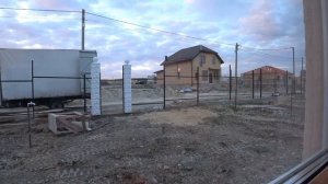 Переехали в дом без потолка и пола