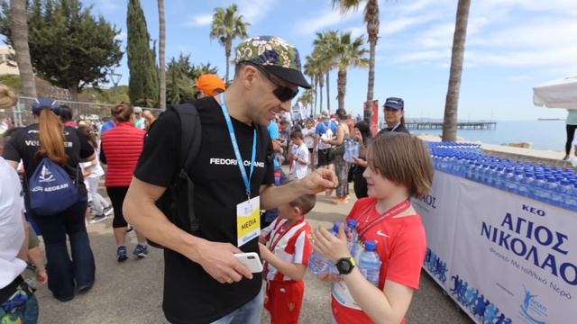 Бежим марафон. Обзор марафона в Лимассоле | Бегущий Банкир смотреть онлайн