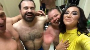 Бузова откровенные сцены на спектакле🤣нам очень смешно