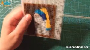 Брошь на пластиковой канве. Что вышить на пластиковой канве.