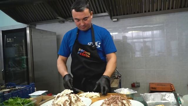 ЛАГМАН и БУХАРСКИЙ ПЛОВ ОШИ СОФИ
