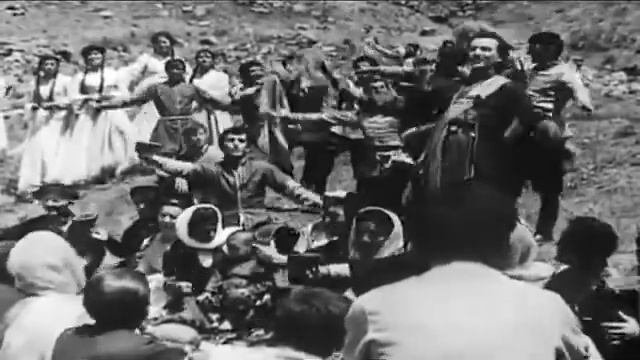 Աշուղ Շերամ - Պարտեզում վարդ էր բացվել 1899թ  (հատված ֆիլմից)