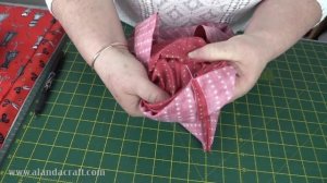 Patchwork Tote Bag with Couching - Tutorial