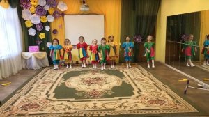 Современный танец «Малышки-коротышки».