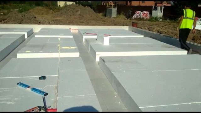 3. Уложили XPS SP и ППС под бетонную плиту смотреть онлайн