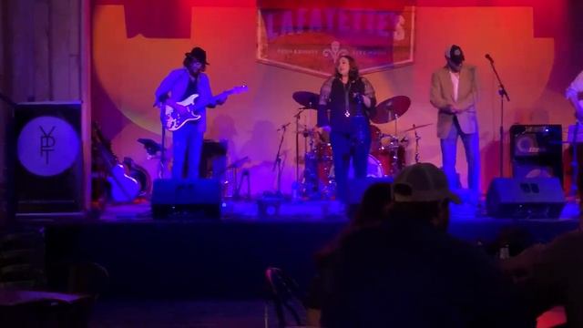Young Petty Thieves and Billy Gibson @ Lafayette's Memphis смотреть онлайн