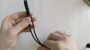 Как сделать темляк для ножа или ключей. How to make a lanyard for a knife or keys.