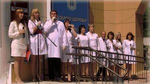 "Идут бригады на COVID" поют врачи ульяновской областной больницы.