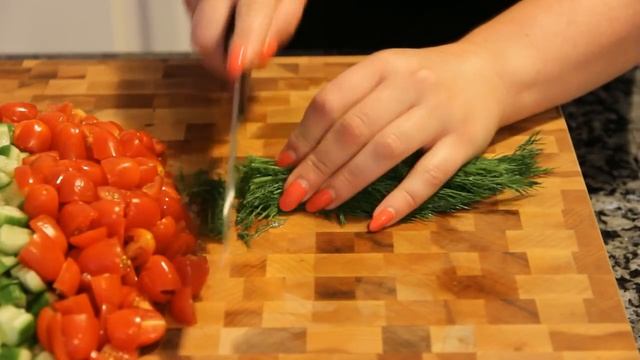 САЛАТ С КРЕВЕТКАМИ И ОВОЩАМИ. SHRIMP AND VEGGIE SALAD смотреть онлайн