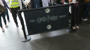 We Visit Platform 9 3/4 Kings Cross Station in London | Hogwarts Trip | Americans Go to London