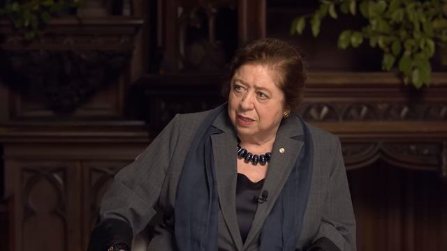 Беседа С. К. Стафеева с В. Э. Марковой и Т. В. Черниговской о науке и искусстве смотреть онлайн