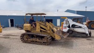 Mitsubishi BS3F Crawler Loader