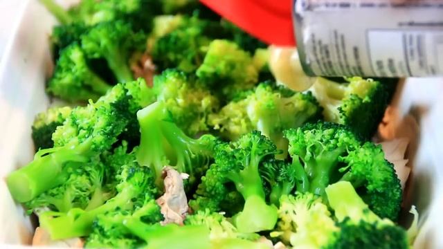 Cheesy Chicken and Broccoli Casserole