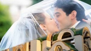 Деревенька    Исполняет группа Белый день.