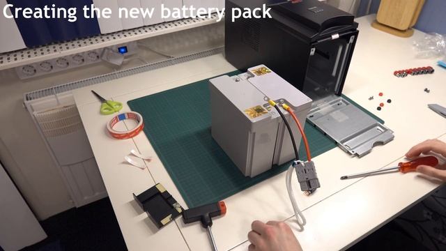 Upgrade APC Smart-UPS to LiFePO4 batteries by PowerTech смотреть онлайн