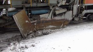 Уборка снега на железной дороге снегоочистителями "СТРУГ"