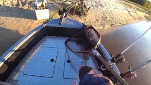 Рыбалка в сентябре с лодки Волжанка 46 фиш