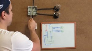 Двухклавишный выключатель на две лампочки и люстру. Как подключить. Схема подключения.