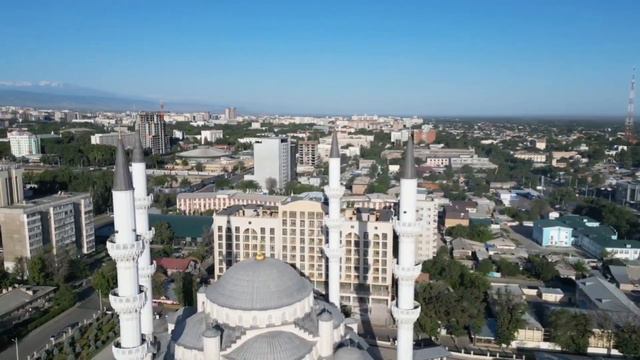 Кыргызстан Бишкек. Центральная мечеть им. Имам Сарахси смотреть онлайн