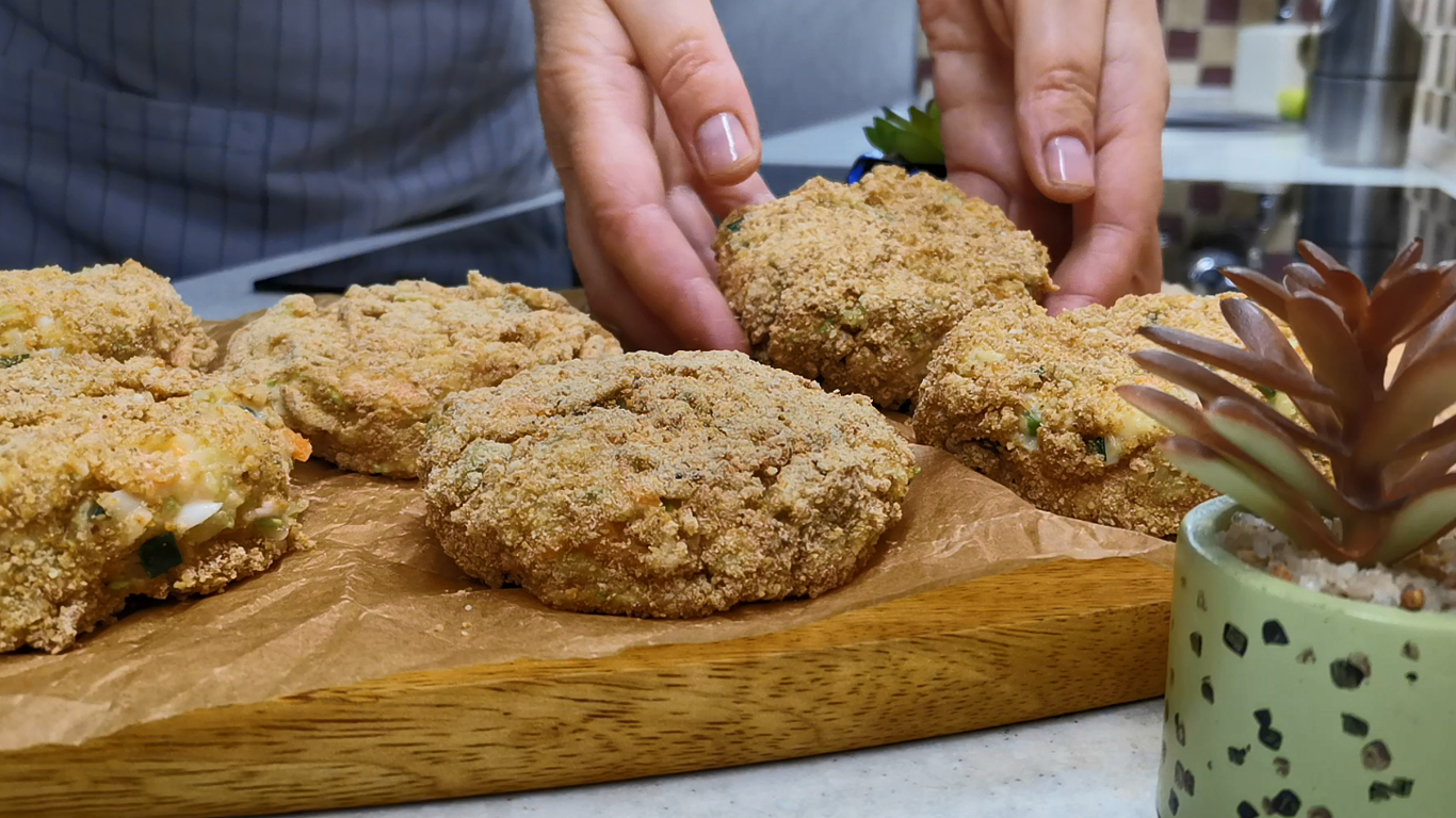 Никто не верит, что в них нет ни грамма мяса. Ну очень вкусные и сытные КОТЛЕТЫ с КАБАЧКАМИ!